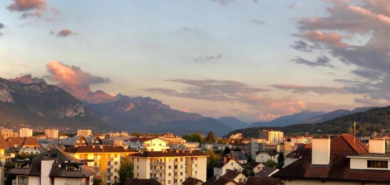 Penthouse Flat South-facing Terrace - Welkeys Apartment Annecy